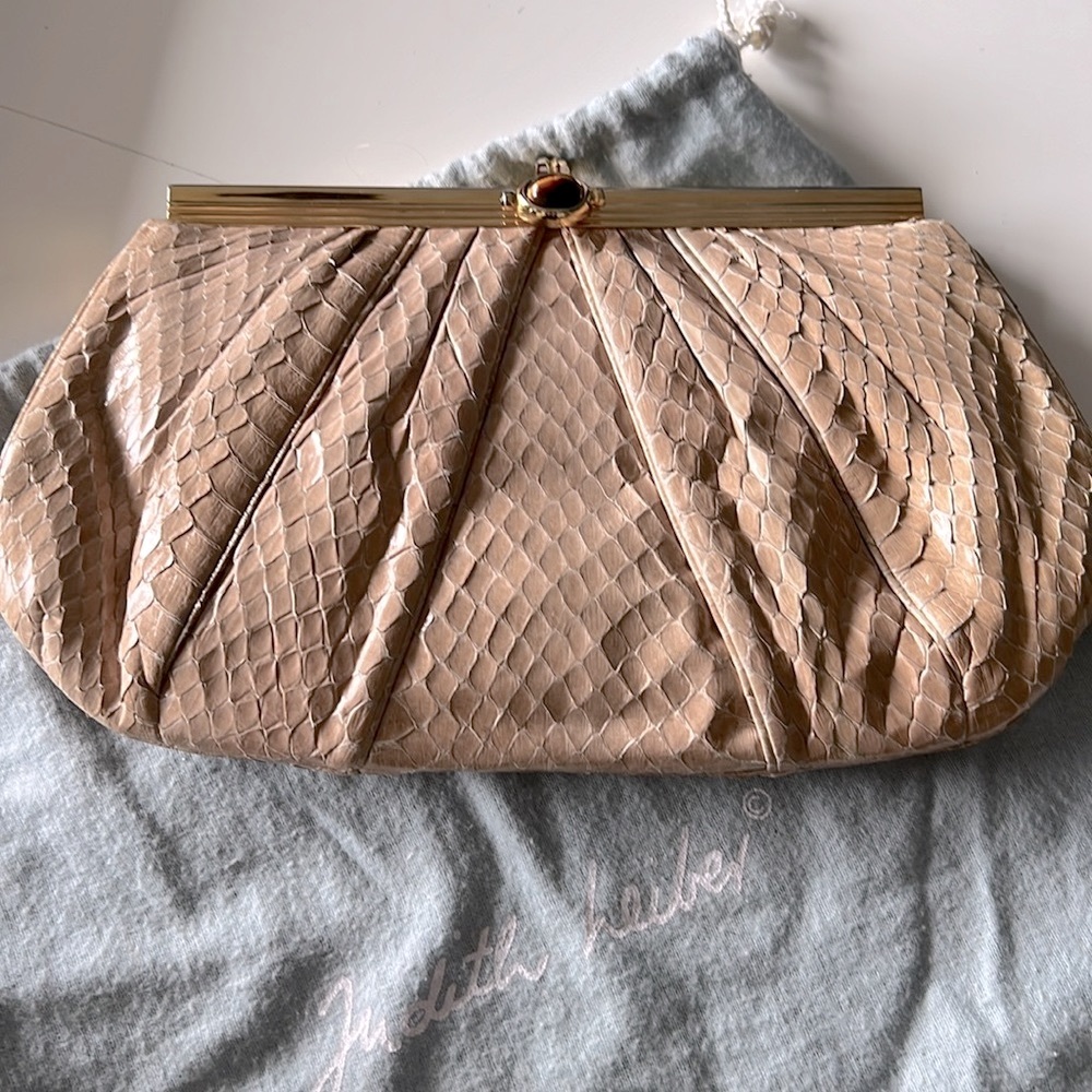 Judith Leiber python clutch bag - Picture 9 of 9